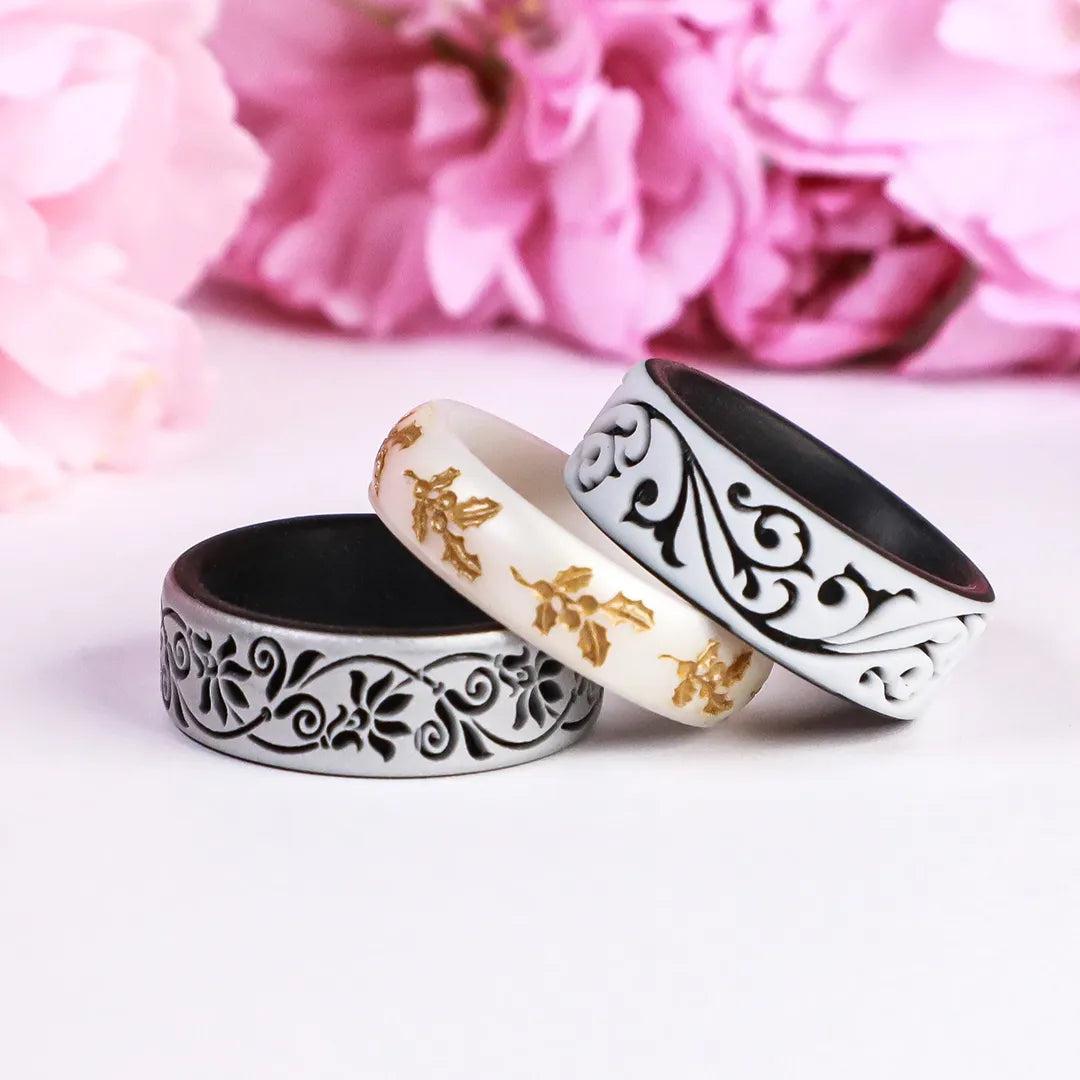 Gold Holly Silicone Ring, December Birth Flower on Arc 4mm