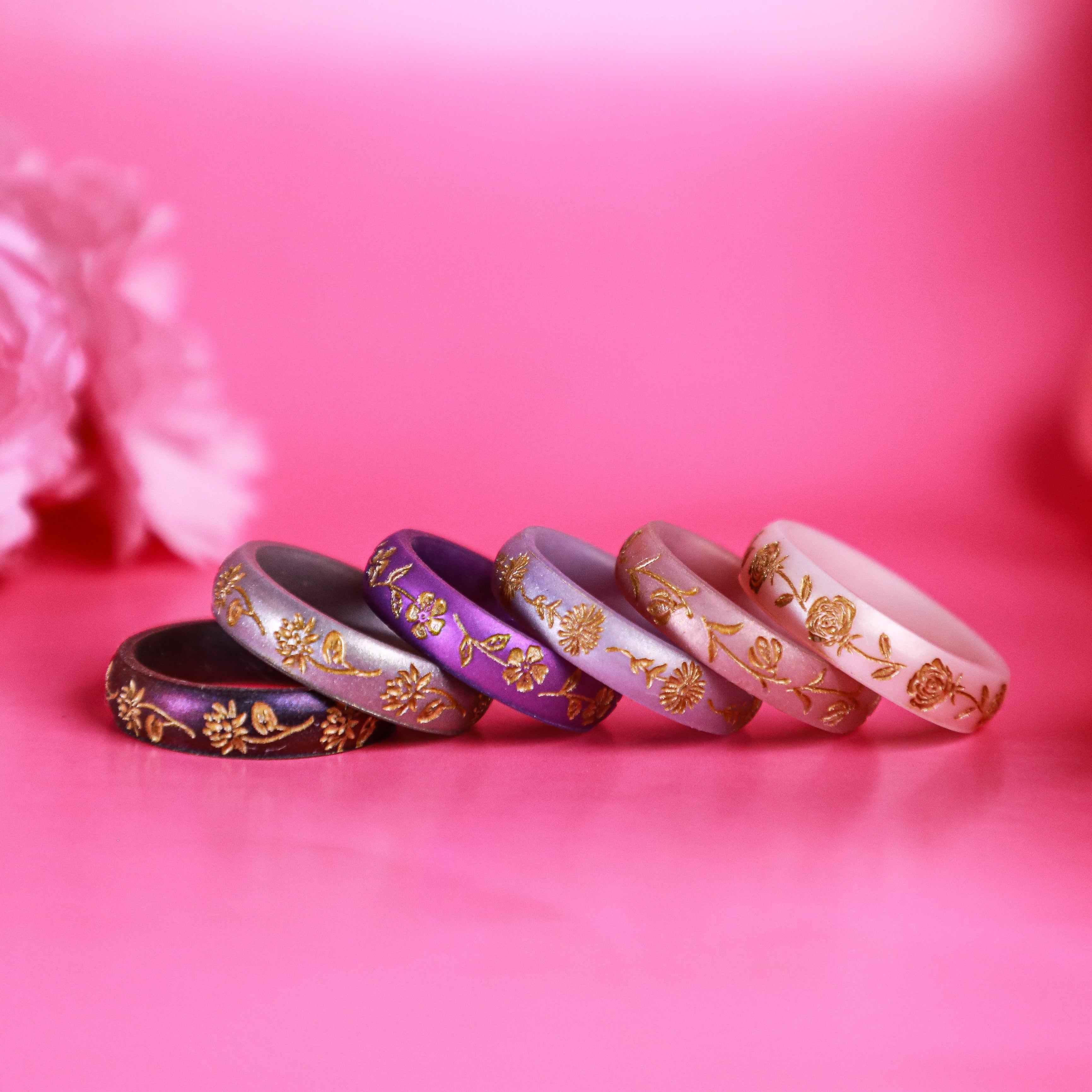 Gold Daisy Silicone Ring, April Birth Flower on Arc 4mm