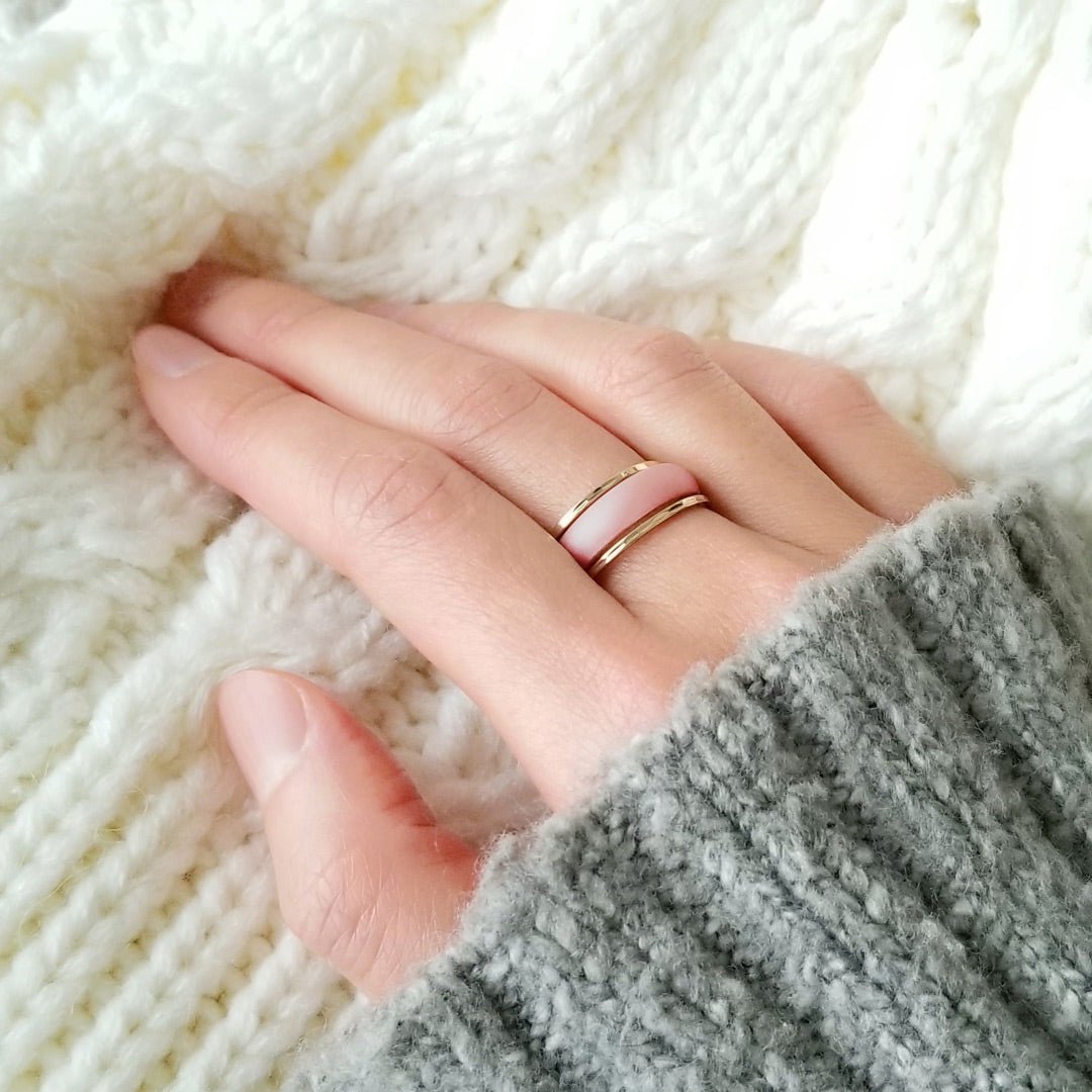 Pearly Pink Breathable Silicone Ring For Women - Knot Theory