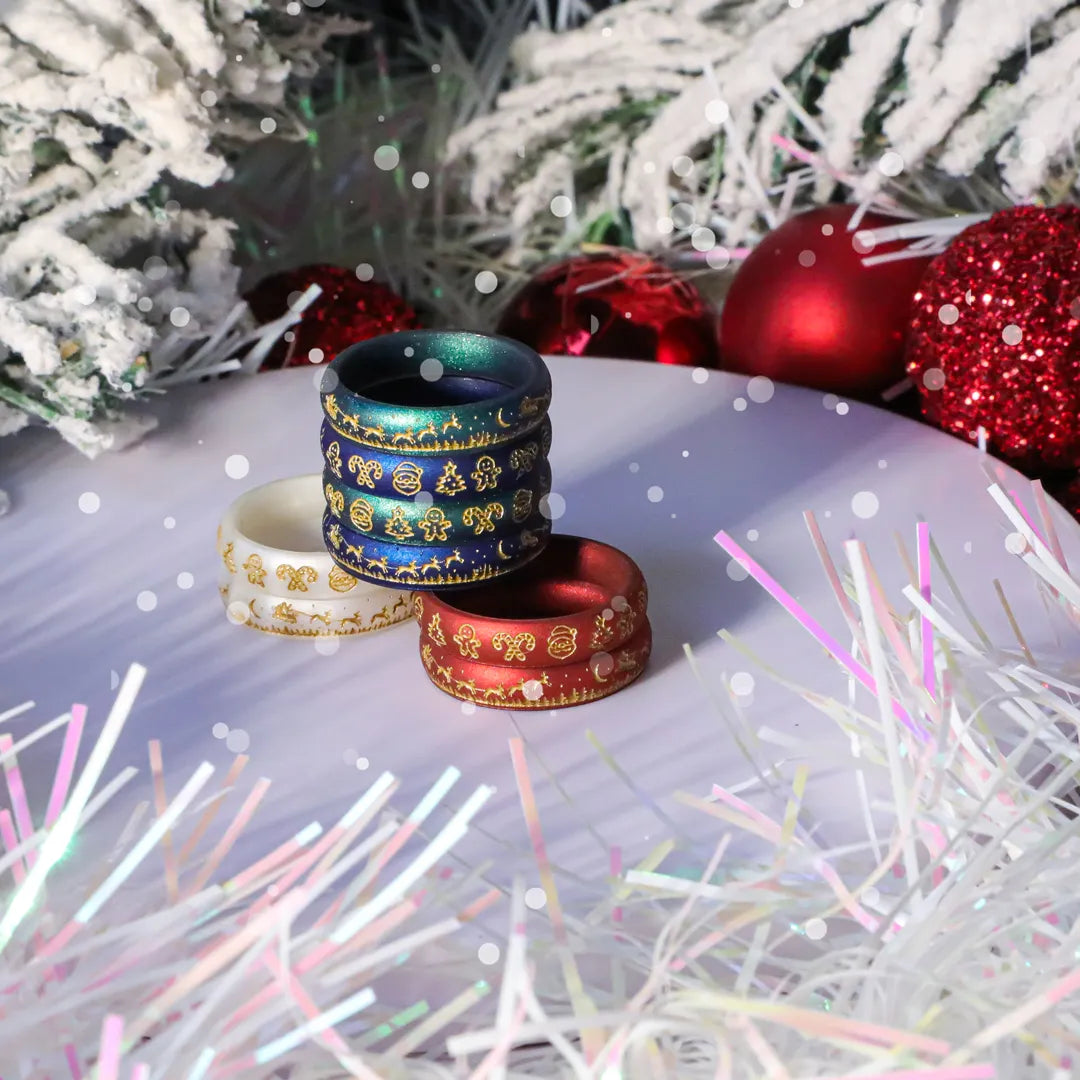 Gold Santa's Reindeer Sleigh Silicone Ring on Arc 4mm